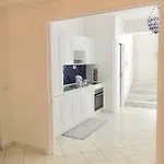 Marilu Vacation In Apartment *
